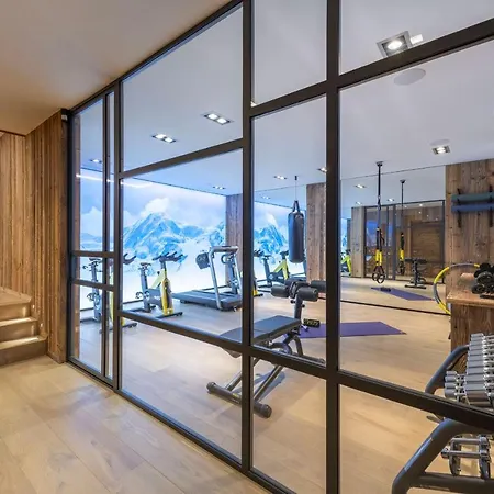 Apartment Best Chalet In Courchevel